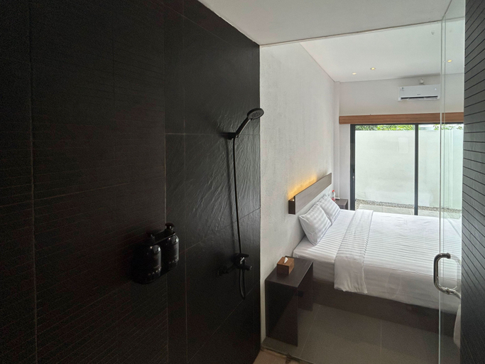 Bedroom 12