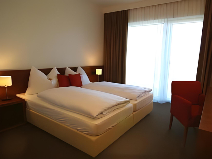 Bedroom 15