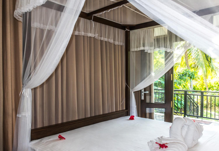 Bedroom 3, White Villa Goyambokka - Private Pool Villa, Tangalle