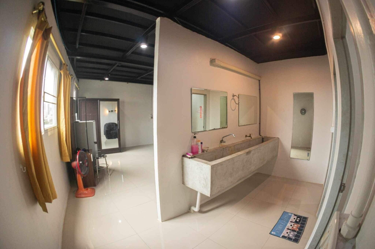 Bathroom 5