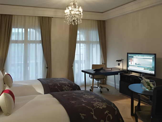 Bedroom 9