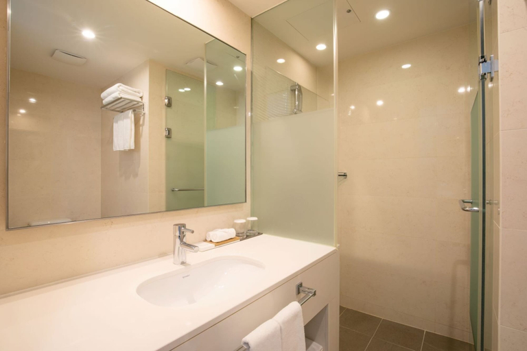 Bathroom 5, Sono Calm Goyang, Goyang