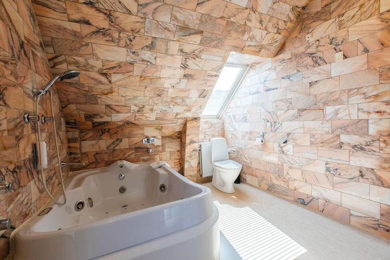 Bathroom 4, Palads Hotel, Viborg
