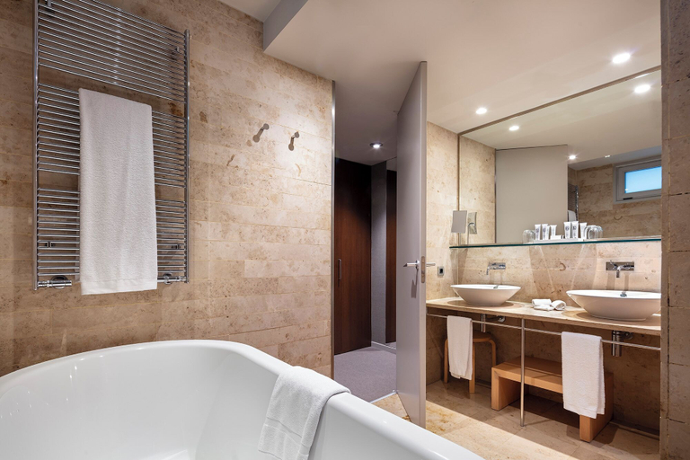 Bathroom 5, The Artist Grand Hotel of Art, Vizcaya