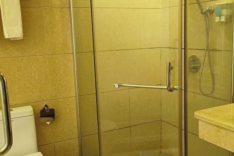 Bathroom 5, Liuzhou Tiancheng Hotel, Liuzhou