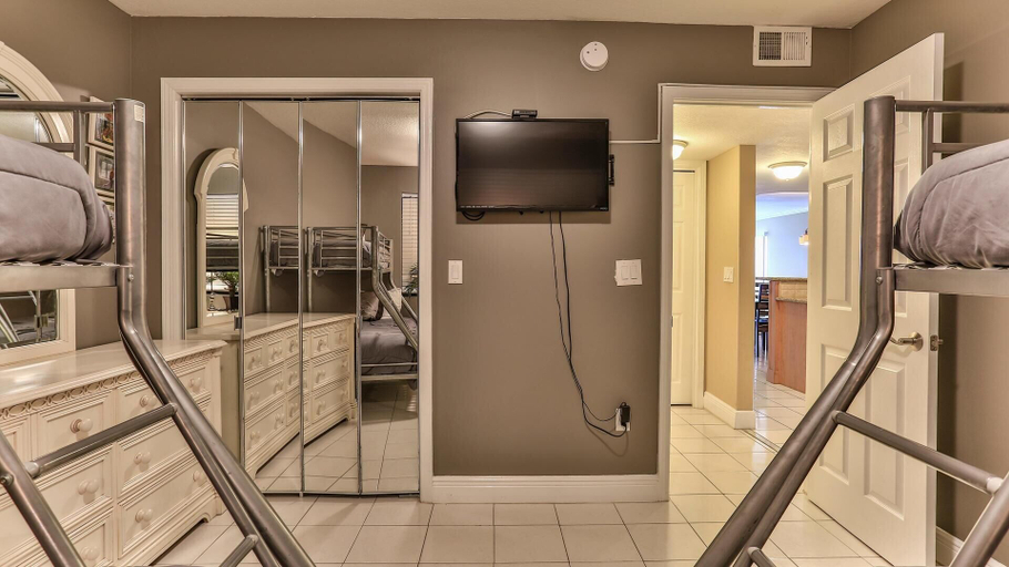 Bedroom 3, Destin Towers 142, Okaloosa