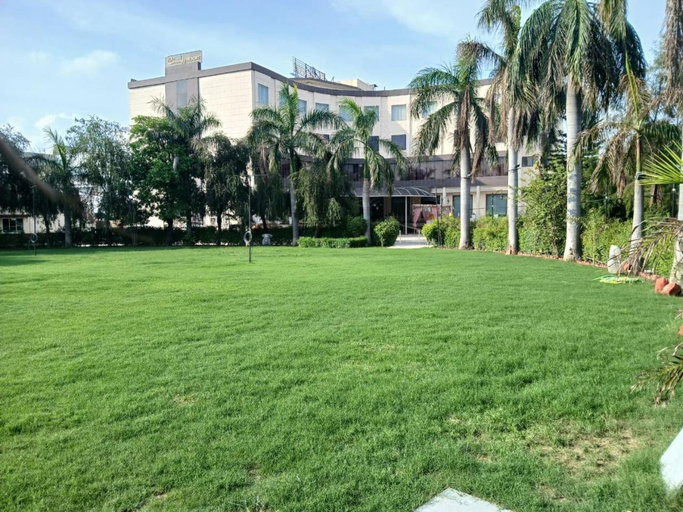 Others 5, Chinmay Hotels and Resorts, Lucknow