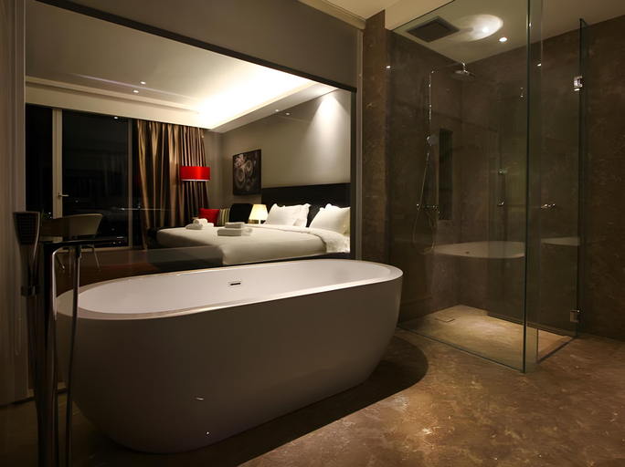 Bedroom 13