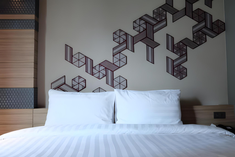 Bedroom 12