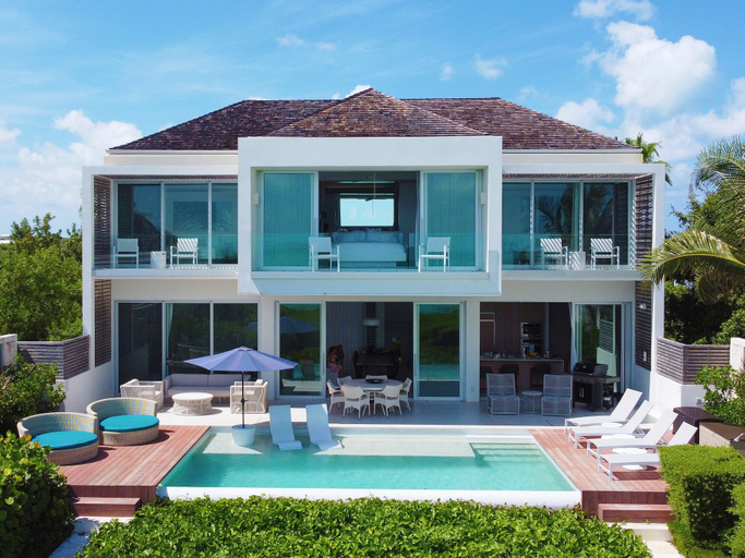 Sport & Beauty 4, Long Bay Beach Club