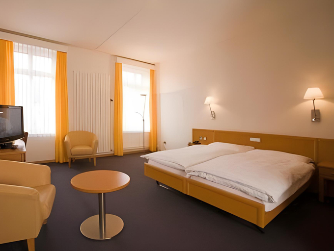 Bedroom 5