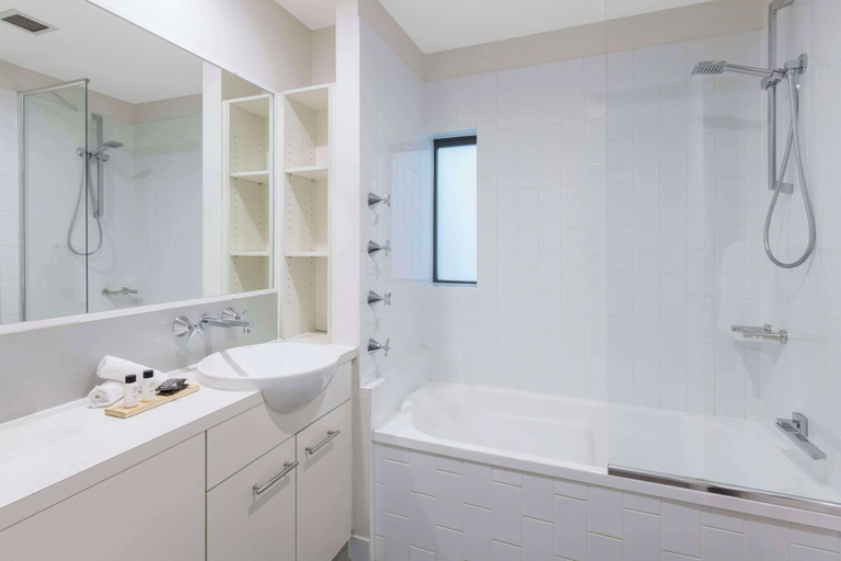 Bathroom 7