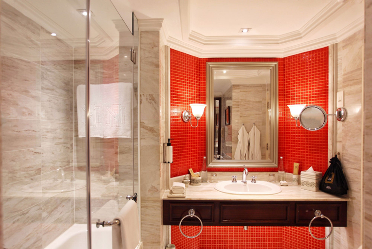 Bathroom 4