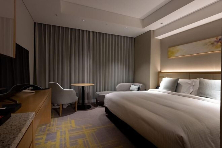 Bedroom 15