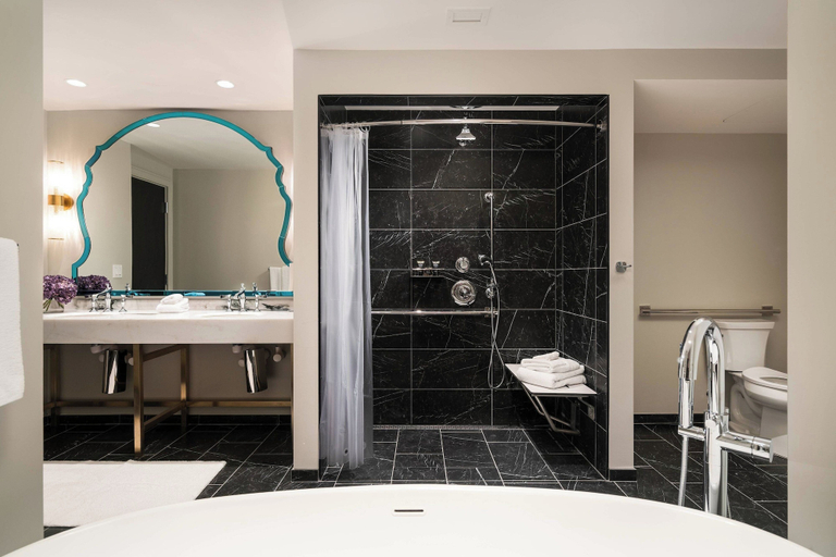 Bathroom 9