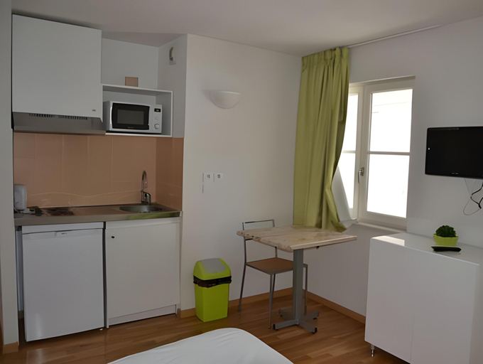 Dining Room 4