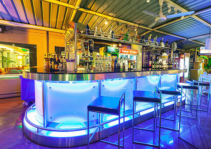 Food & Drinks 21
