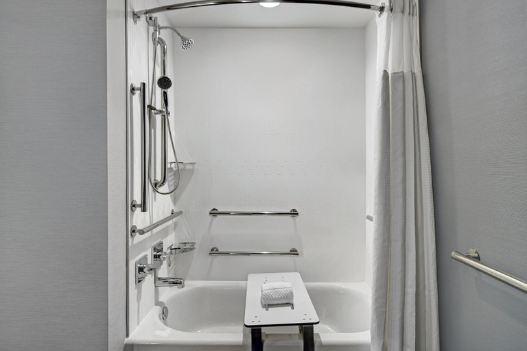 Bathroom 4, Courtyard by Marriott Manhattan Aggieville, Riley