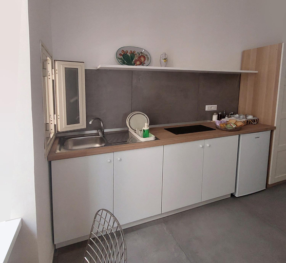Others 5, Casa Pupetta, Napoli
