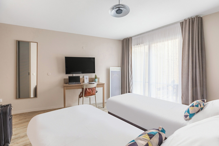 Bedroom 6