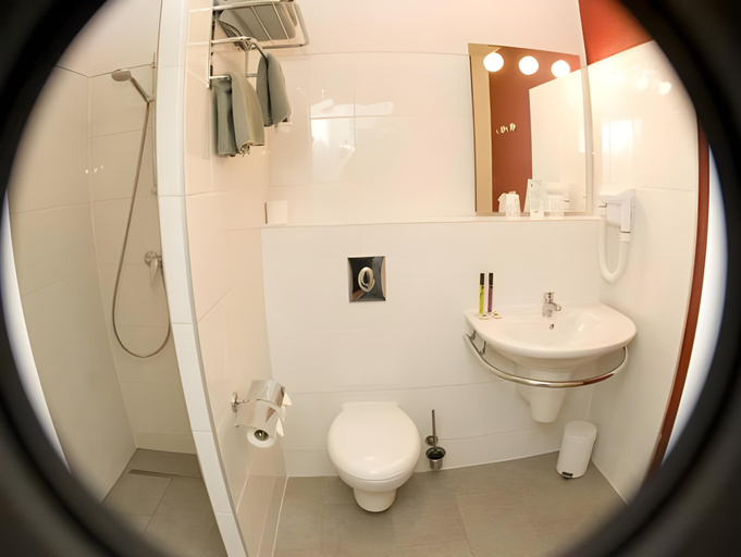 Bathroom 8