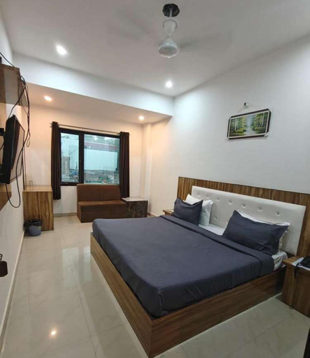 Bedroom 3, Hotel La Plazo, Dehradun