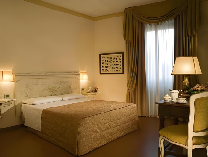 Bedroom 9