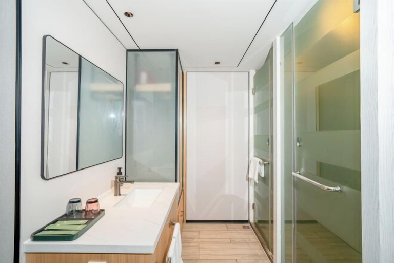 Bathroom 8