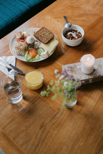 Food & Drinks 5, Trevarefabrikken, Vågan