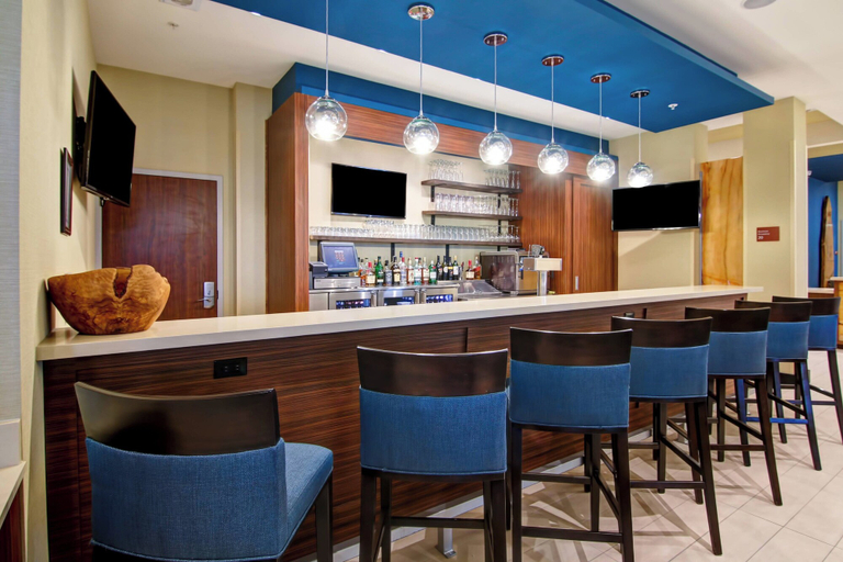 Food & Drinks 5, TownePlace Suites by Marriott Kincardine, Bruce