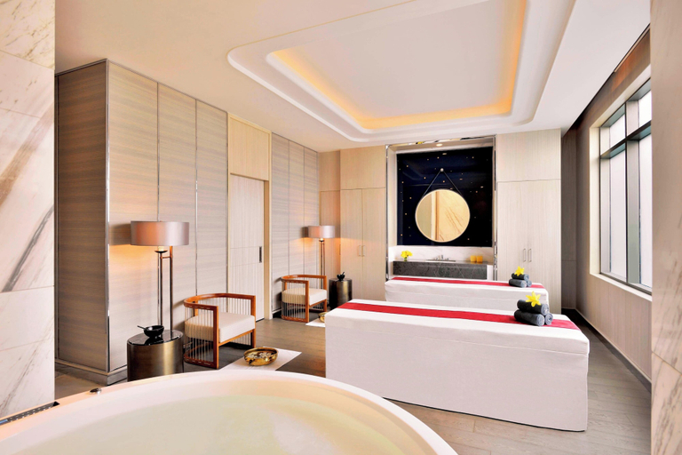 Bathroom 5, JW Marriott Hotel Kolkata, South 24 Parganas