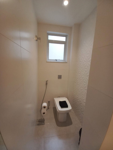 Bathroom 3, D055, Rio de Janeiro