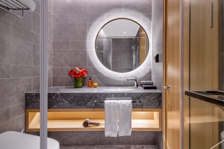 Bathroom 3, Orange Hotel Wendeng Kunyu Road Liqun, Weihai