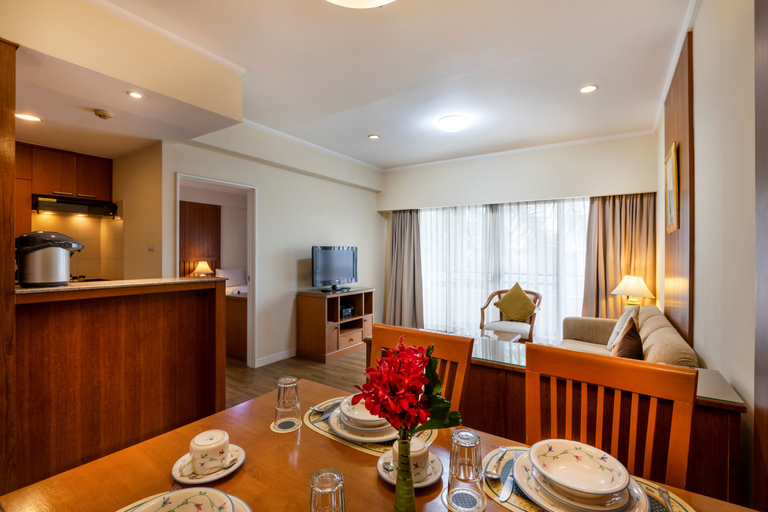 Dining Room 1