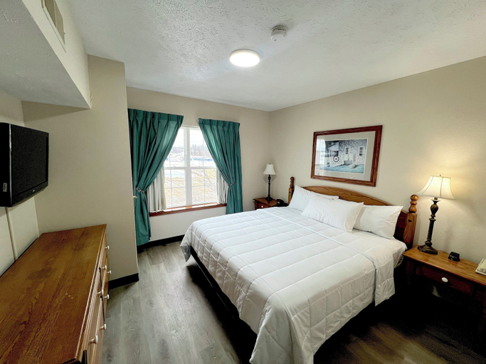 Bedroom 3, Van Buren Hotel, LaGrange