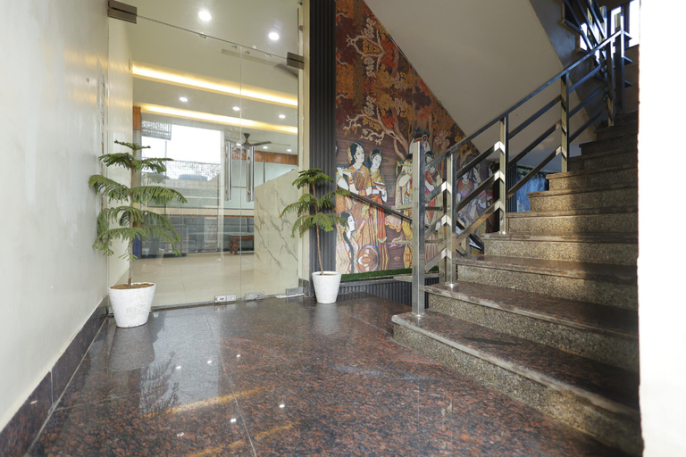 Others 4, Silver Oaks Inn, Mathura