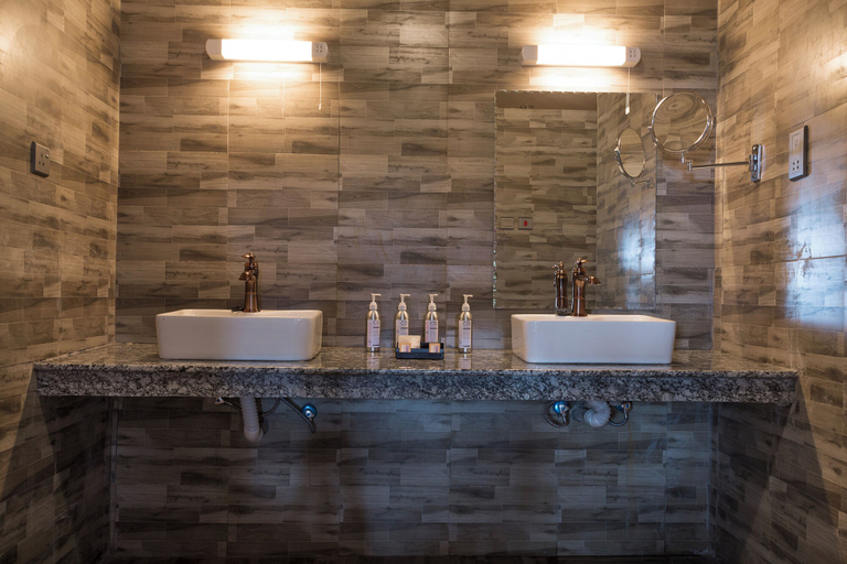 Bathroom, Nokras Enkare Luxury Tented Camp Sagana, Mwea