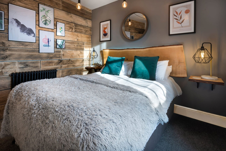 Bedroom 4, Windermere Central Hotel - Room 2, Cumbria