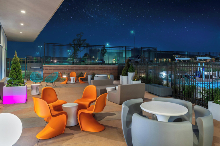 Food & Drinks 5, Aloft by Marriott Denver North Westminster, Adams
