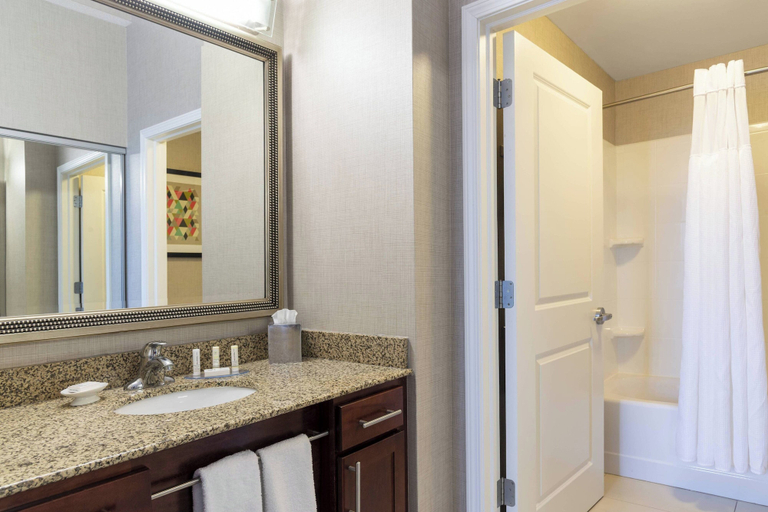 Bathroom 5, Residence Inn Midland Marriott, Midland