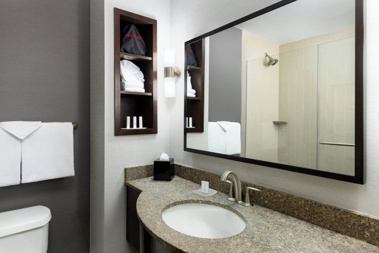 Bathroom 21