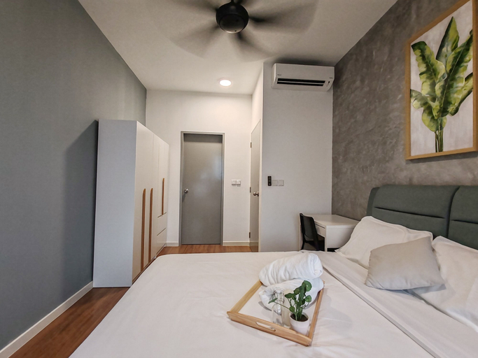 Bedroom 14