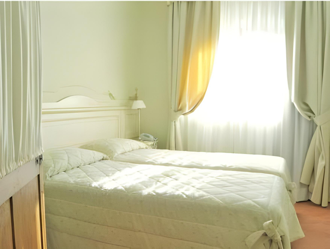 Bedroom 10
