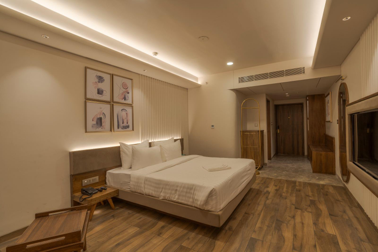 Bedroom 12