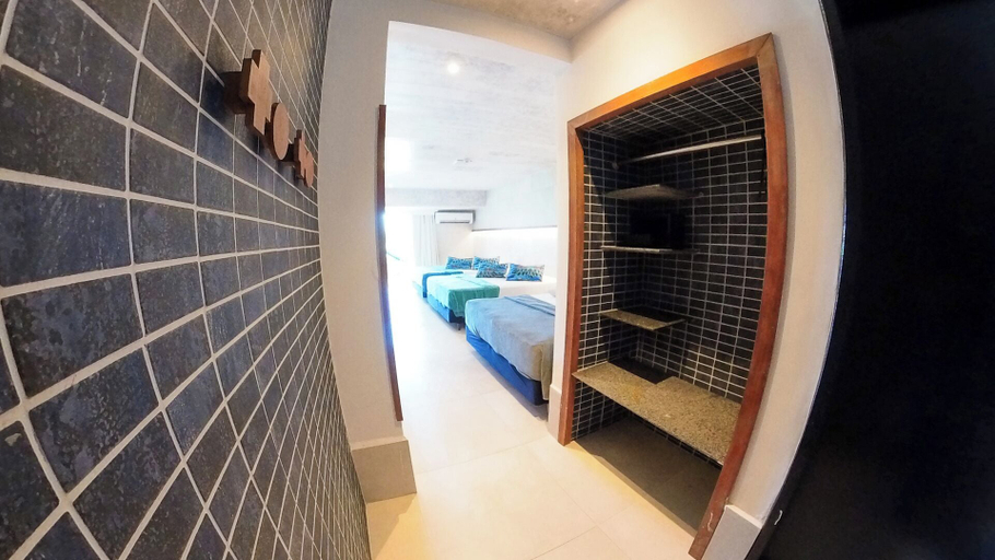 Bathroom 28