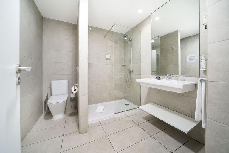 Bathroom 5, Labranda Bronze Playa, Las Palmas