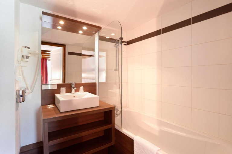 Bathroom 5, Résidence Grand Massif, Haute-Savoie