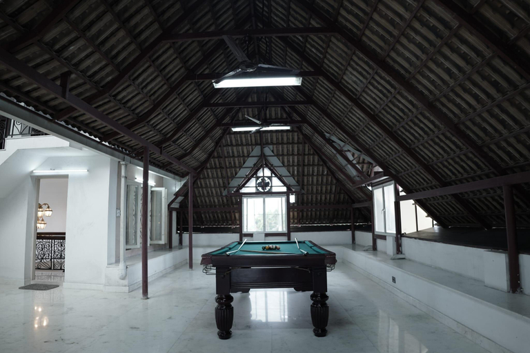 Others 5, PALAMATTAM VILLA, Ernakulam