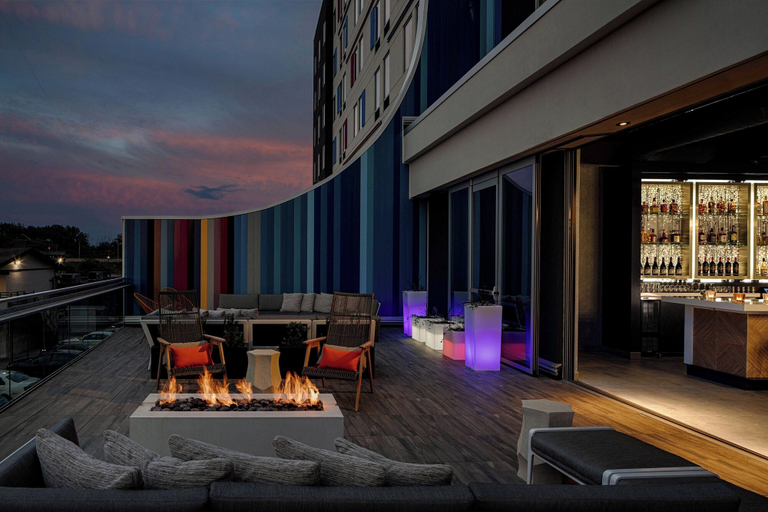Food & Drinks 5, Aloft by Marriott Columbus University District, Franklin