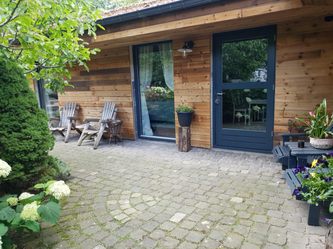 Exterior view 3, B&B Land of Tir Nan Og, Antwerpen